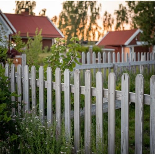 Trädgård - Utemiljö - Staket - Trästaket