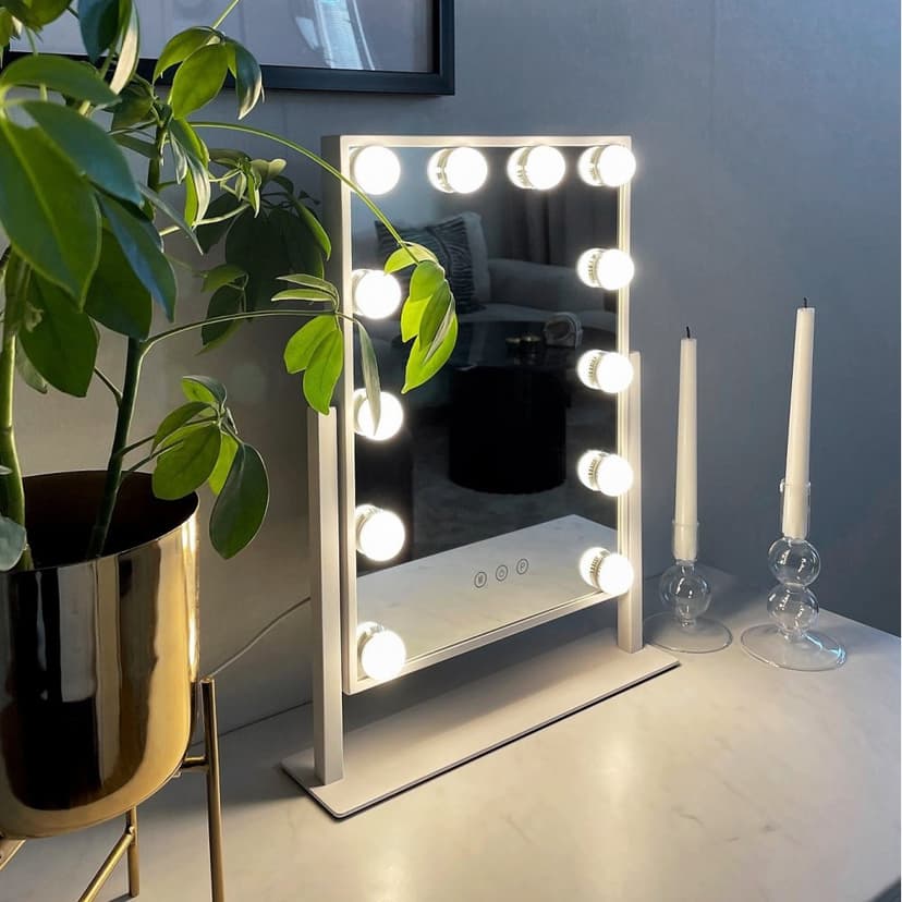Sminkspegel på fot med LED-belysning | Pamela