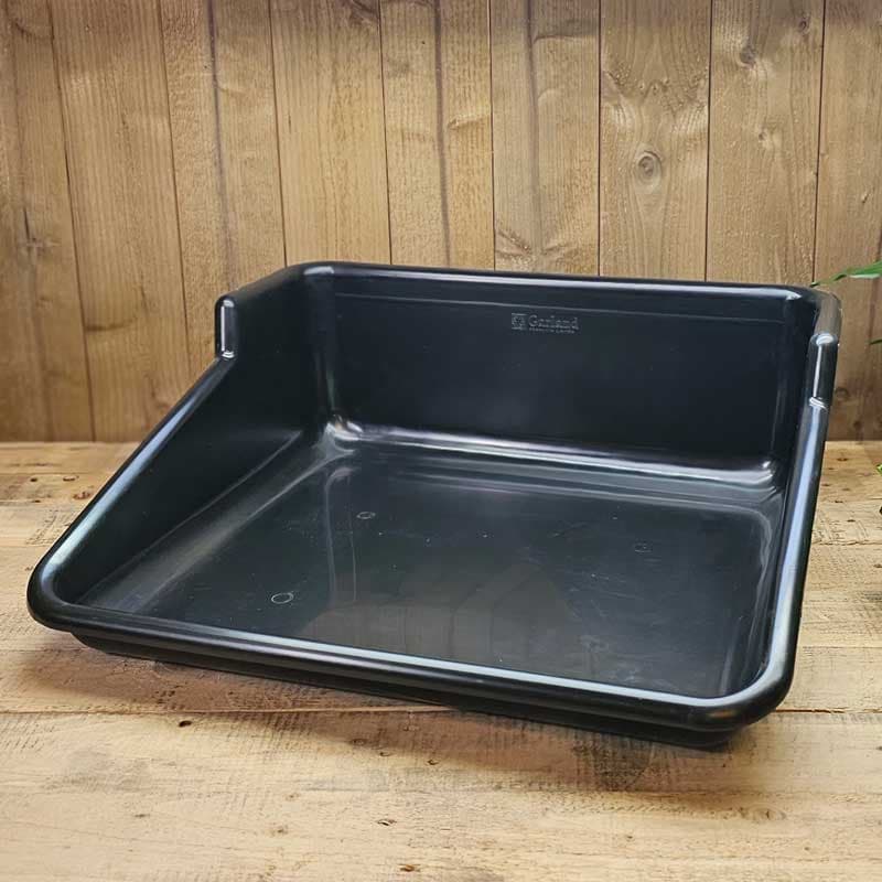 Planteringsbricka Tidy Tray, svart, 610x550 mm, återvunnen polypropylen, 55 mm framkant, 200 mm bakkant.