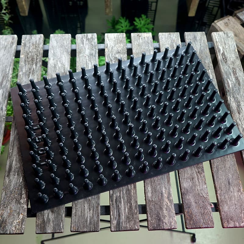 Uttryckare för 150 celler, 33x51 cm, minskar rot-skador, snabb hantering, jämnt tryck.