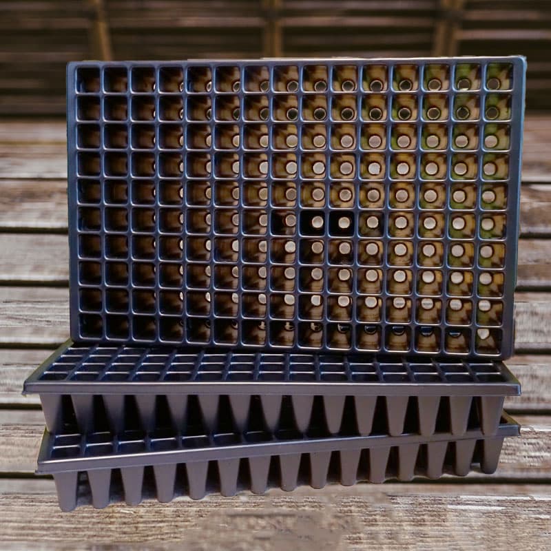 Pluggbrätte 150 celler, 3-pack, hårdplast, 33x51 cm, 150 pluggar, 100% återvunnet material.